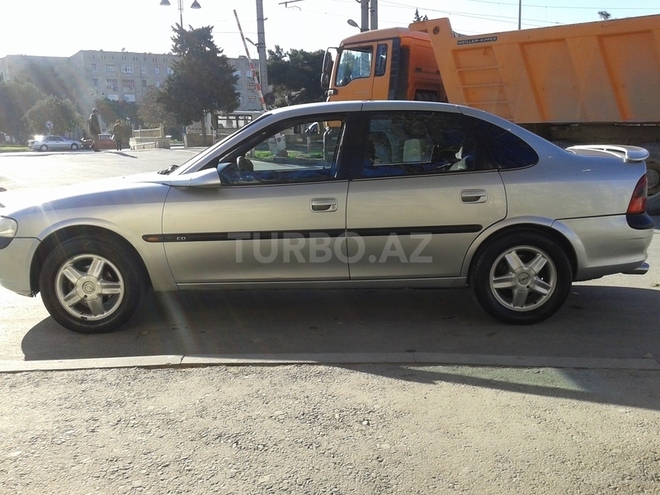 Opel Vectra 1996, 177,000 km - 1.8 l - Bakı