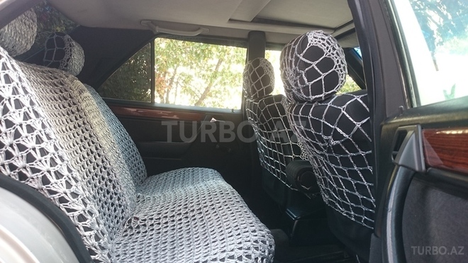 Mercedes E 250 1995, 168,000 km - 2.5 l - Bakı
