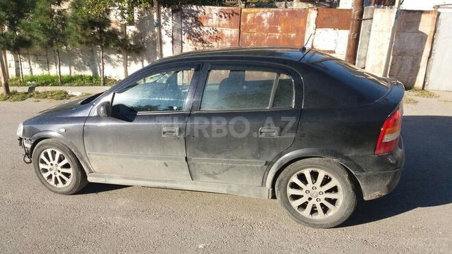Opel Astra 2002, 142,000 km - 1.8 l - Bakı