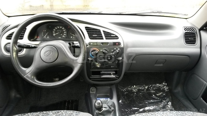 Daewoo Lanos 2010, 90,000 km - 1.3 l - Bakı