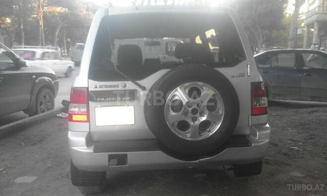 Mitsubishi Pajero io 2001, 150,000 km - 2.0 l - Bakı