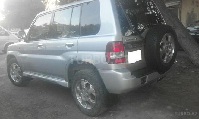 Mitsubishi Pajero io 2001, 150,000 km - 2.0 l - Bakı