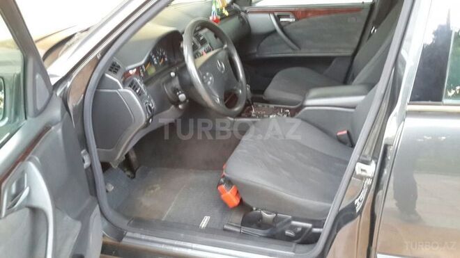 Mercedes E 220 2001, 200,000 km - 2.2 л - Lənkəran