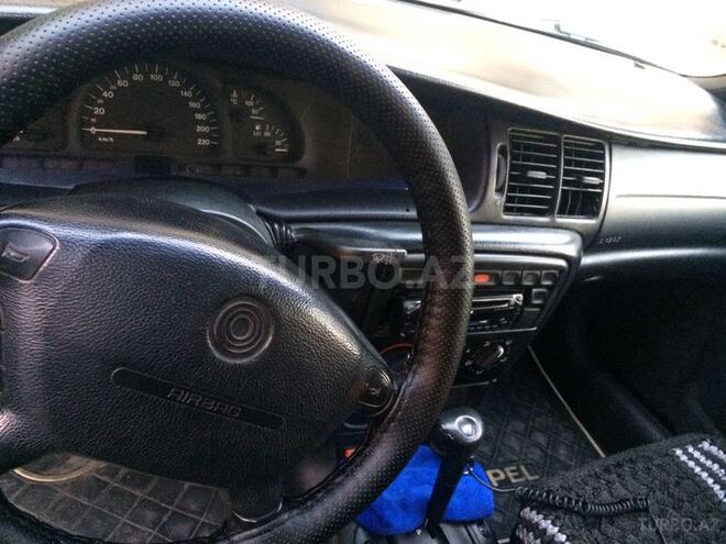 Opel Vectra 1998, 210,000 km - 1.8 l - Bakı