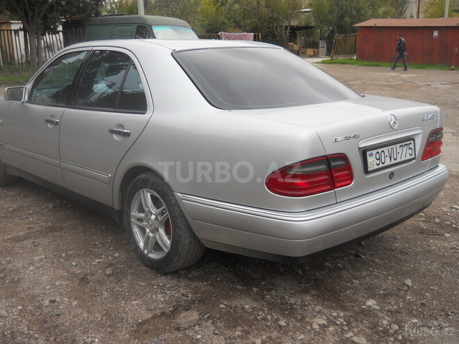 Mercedes E 240 1998, 202,300 km - 2.4 л - Sumqayıt