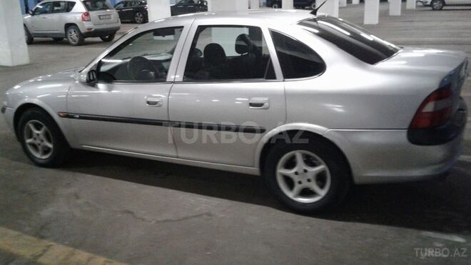 Opel Vectra 1997, 264,000 km - 1.8 л - Bakı