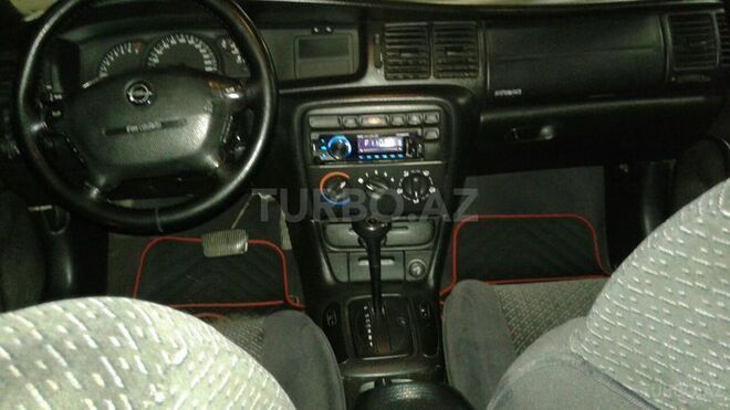 Opel Vectra 1997, 264,000 km - 1.8 л - Bakı
