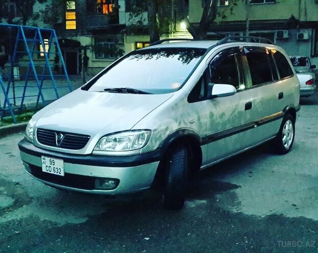 Opel Zafira 2000, 196,000 km - 1.8 l - Bakı