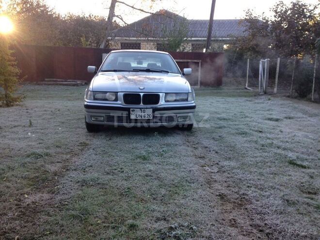 BMW 320 1993, 260,000 km - 2.0 l - Oğuz