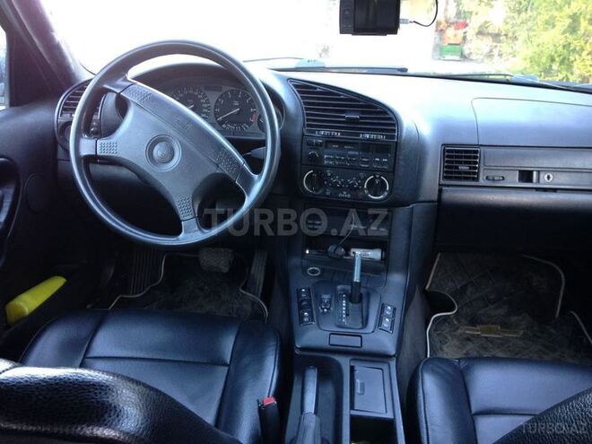 BMW 320 1993, 260,000 km - 2.0 l - Oğuz