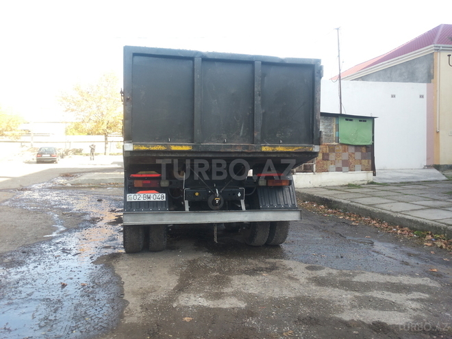 KamAz 55111 1985, 400,000 km - 11.0 l - Mingəçevir