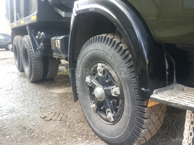 KamAz 55111 1985, 400,000 km - 11.0 l - Mingəçevir