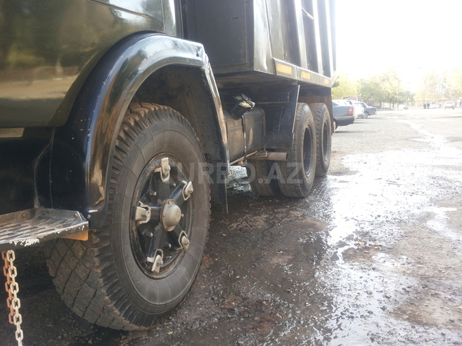 KamAz 55111 1985, 400,000 km - 11.0 l - Mingəçevir