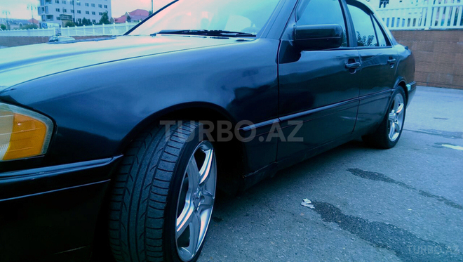 Mercedes C 180 1994, 380,000 km - 1.8 л - Bakı