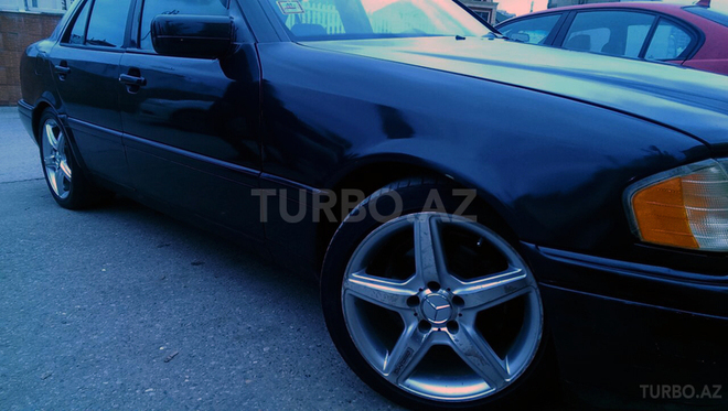 Mercedes C 180 1994, 380,000 km - 1.8 л - Bakı