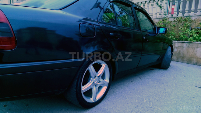 Mercedes C 180 1994, 380,000 km - 1.8 л - Bakı