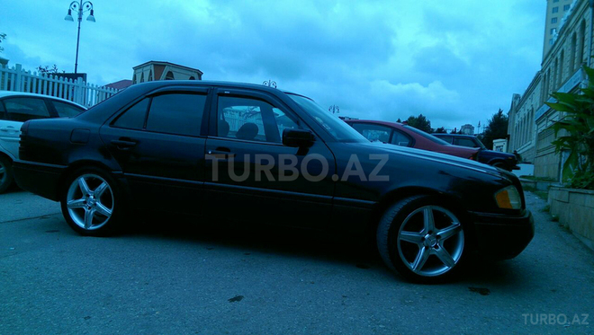 Mercedes C 180 1994, 380,000 km - 1.8 л - Bakı