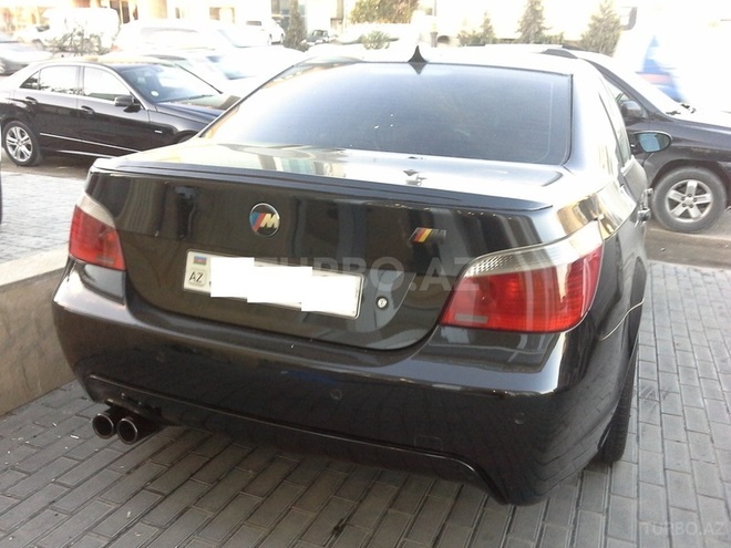 BMW 525 2004, 226,000 km - 2.5 l - Bakı