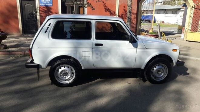 LADA (VAZ) Niva 2015, 10,000 km - 1.7 л - Gəncə