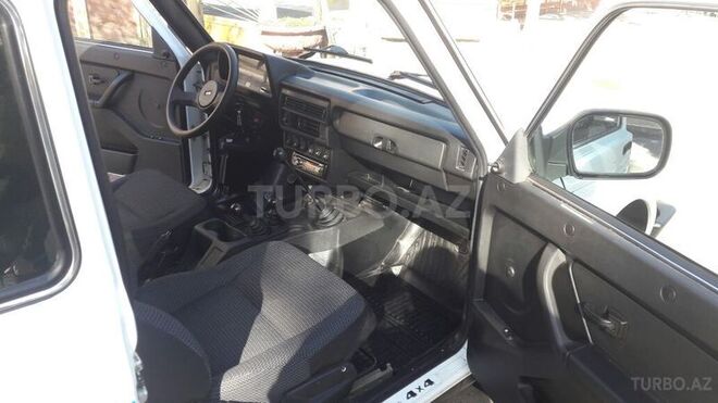 LADA (VAZ) Niva 2015, 10,000 km - 1.7 л - Gəncə