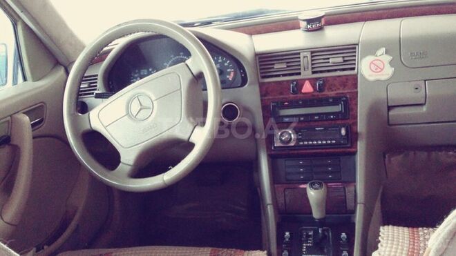 Mercedes C 230 1998, 9,999 km - 2.3 l - Bakı