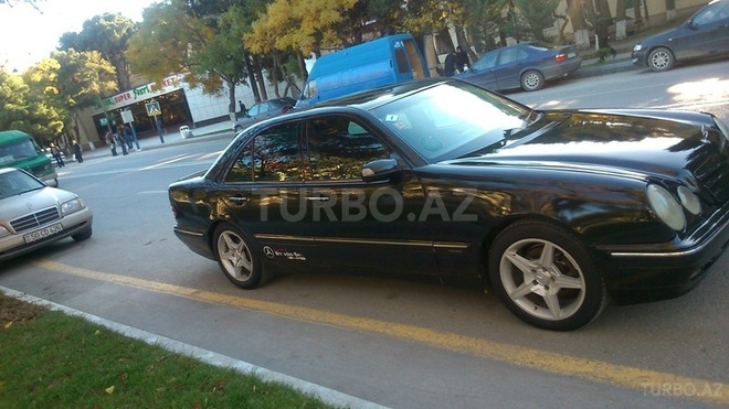 Mercedes E 270 2000, 138,000 km - 2.7 l - Sumqayıt