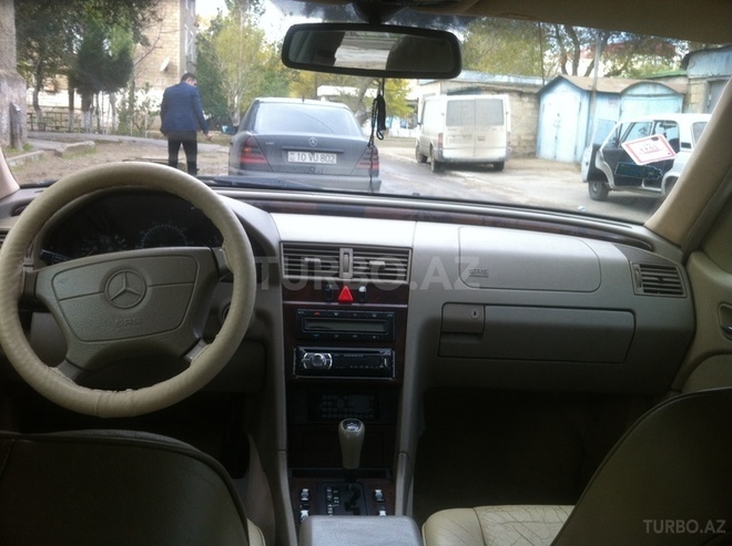 Mercedes C 230 1997, 257,830 km - 2.3 l - Sumqayıt