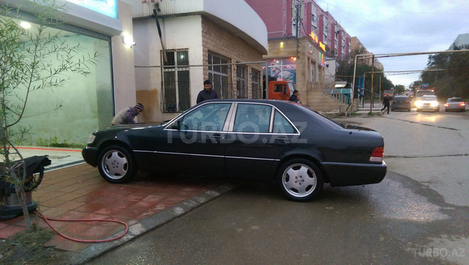 Mercedes S 320 1993, 200,000 km - 3.2 л - Bakı