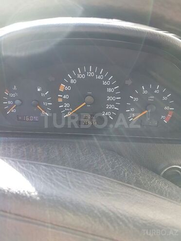 Mercedes C 180 2000, 269,555 km - 1.8 л - Bakı