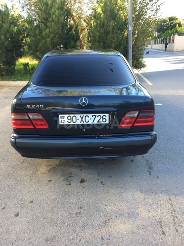 Mercedes E 240 2000, 280,000 km - 2.4 l - Bakı