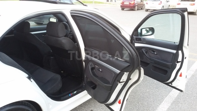 BMW 525 2001, 228,000 km - 2.5 l - Sumqayıt