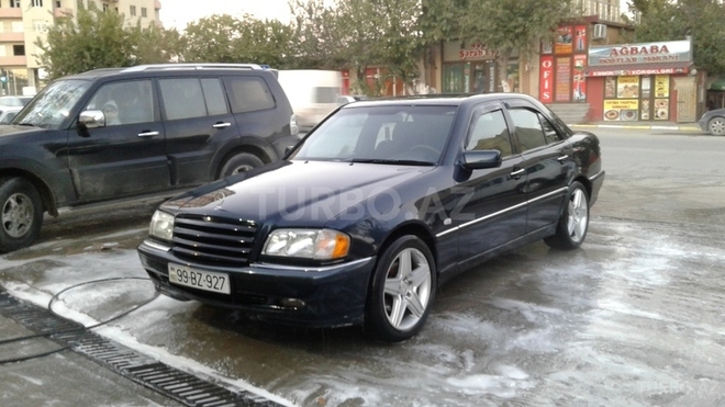 Mercedes C 240 1998, 198,000 km - 0.2 l - Bakı