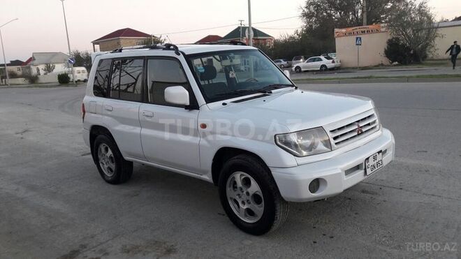 Mitsubishi Pajero io 1999, 220,000 km - 1.8 l - Sumqayıt