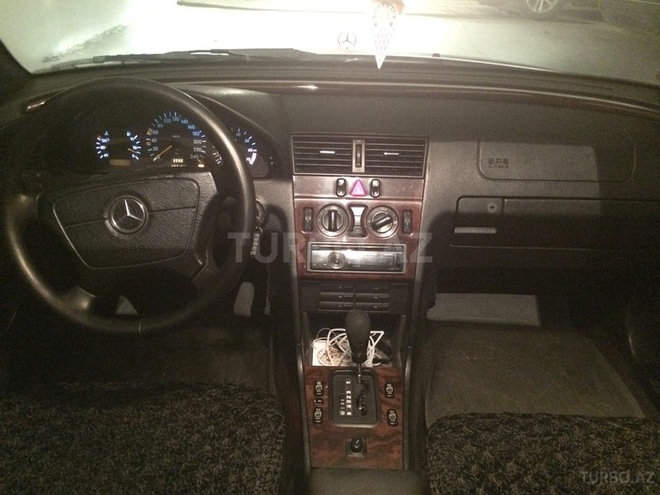 Mercedes C 180 1996, 307,000 km - 1.8 л - Bakı