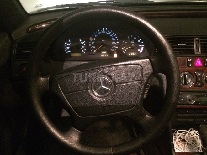 Mercedes C 180 1996, 307,000 km - 1.8 л - Bakı