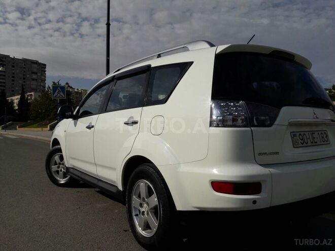 Mitsubishi Outlander 2010, 128,750 km - 2.4 l - Bakı