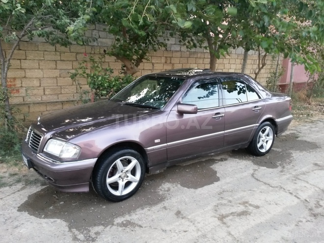 Mercedes C 180 1997, 299,990 km - 1.8 л - Biləsuvar