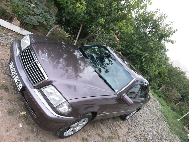 Mercedes C 180 1997, 299,990 km - 1.8 л - Biləsuvar