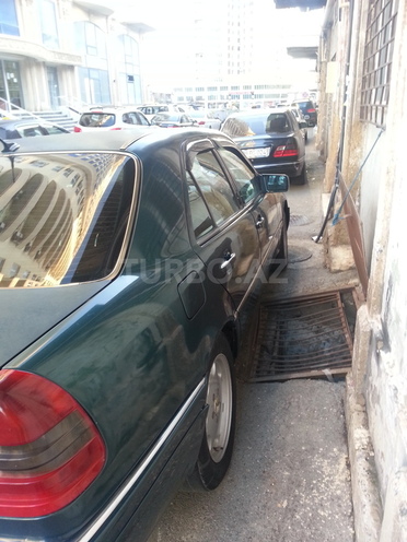 Mercedes C 250 1994, 400,000 km - 2.5 л - Bakı
