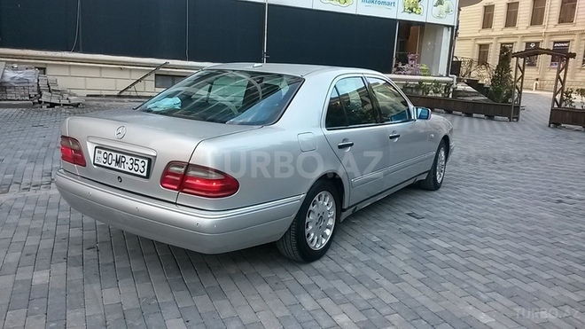 Mercedes E 320 1999, 2,950,000 km - 3.2 l - Xırdalan