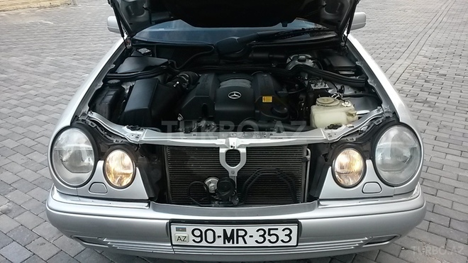 Mercedes E 320 1999, 2,950,000 km - 3.2 l - Xırdalan