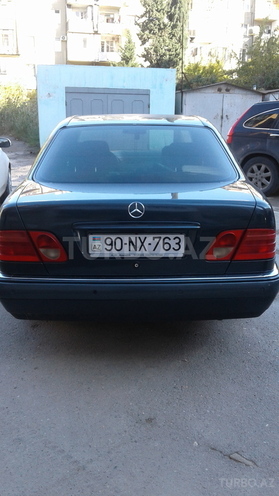 Mercedes E 240 1998, 278,000 km - 2.4 l - Bakı