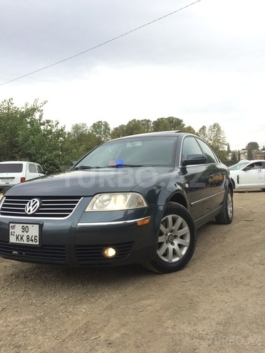 Volkswagen Passat 2001, 21,000 km - 1.8 l - Gəncə