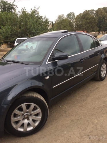 Volkswagen Passat 2001, 21,000 km - 1.8 l - Gəncə