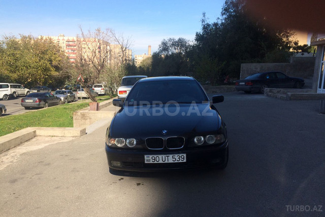 BMW 528 1997, 270,000 km - 2.8 l - Bakı