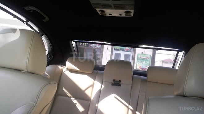 BMW 523 2005, 260,000 km - 2.5 л - Sumqayıt