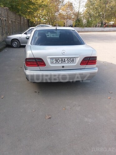 Mercedes E 240 1997, 187,768 km - 2.4 l - Mingəçevir