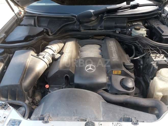 Mercedes E 240 1997, 187,768 km - 2.4 l - Mingəçevir