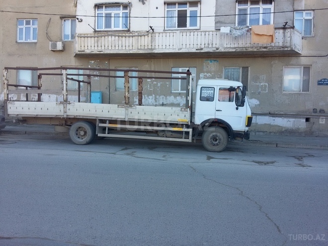 Mercedes 809 D 1986, 356,000 km - 6.0 l - Bakı