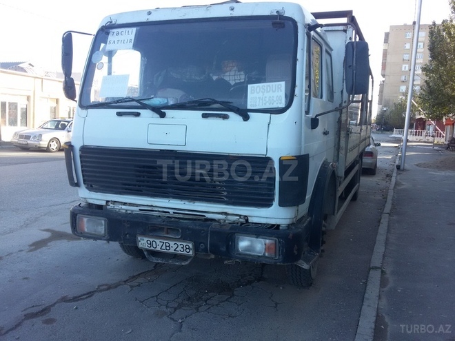 Mercedes 809 D 1986, 356,000 km - 6.0 l - Bakı